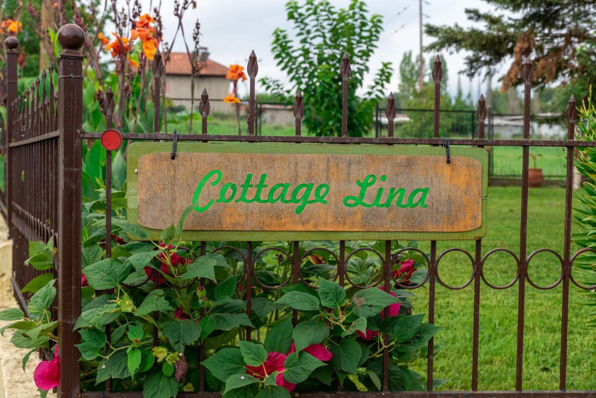 Cottage Lina エデッサ エクステリア 写真